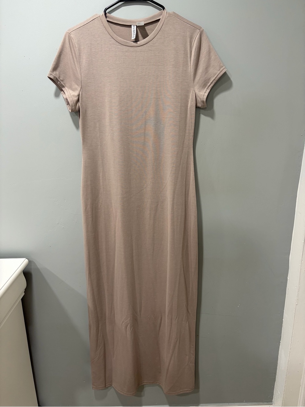 H&M Beige Short Sleeve Maxi Dress